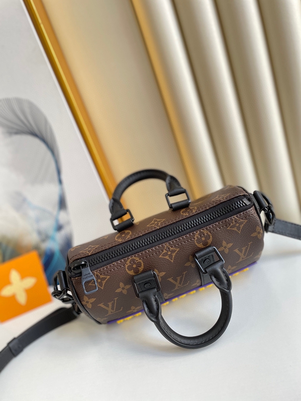 ルイヴィトンバッグ角部分ディテール